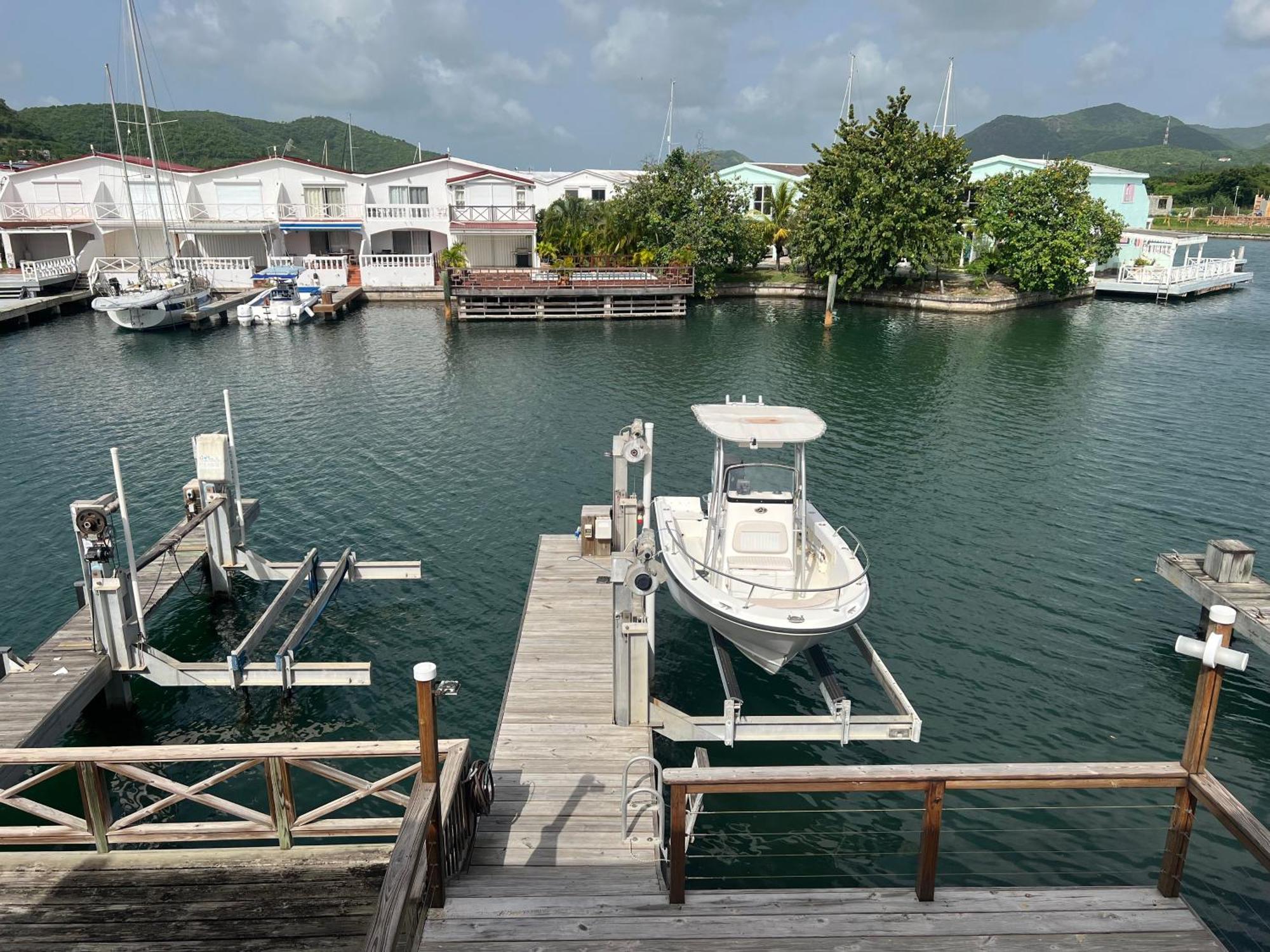 Antigua Chiama Italia Villas Jolly Harbour Exterior photo