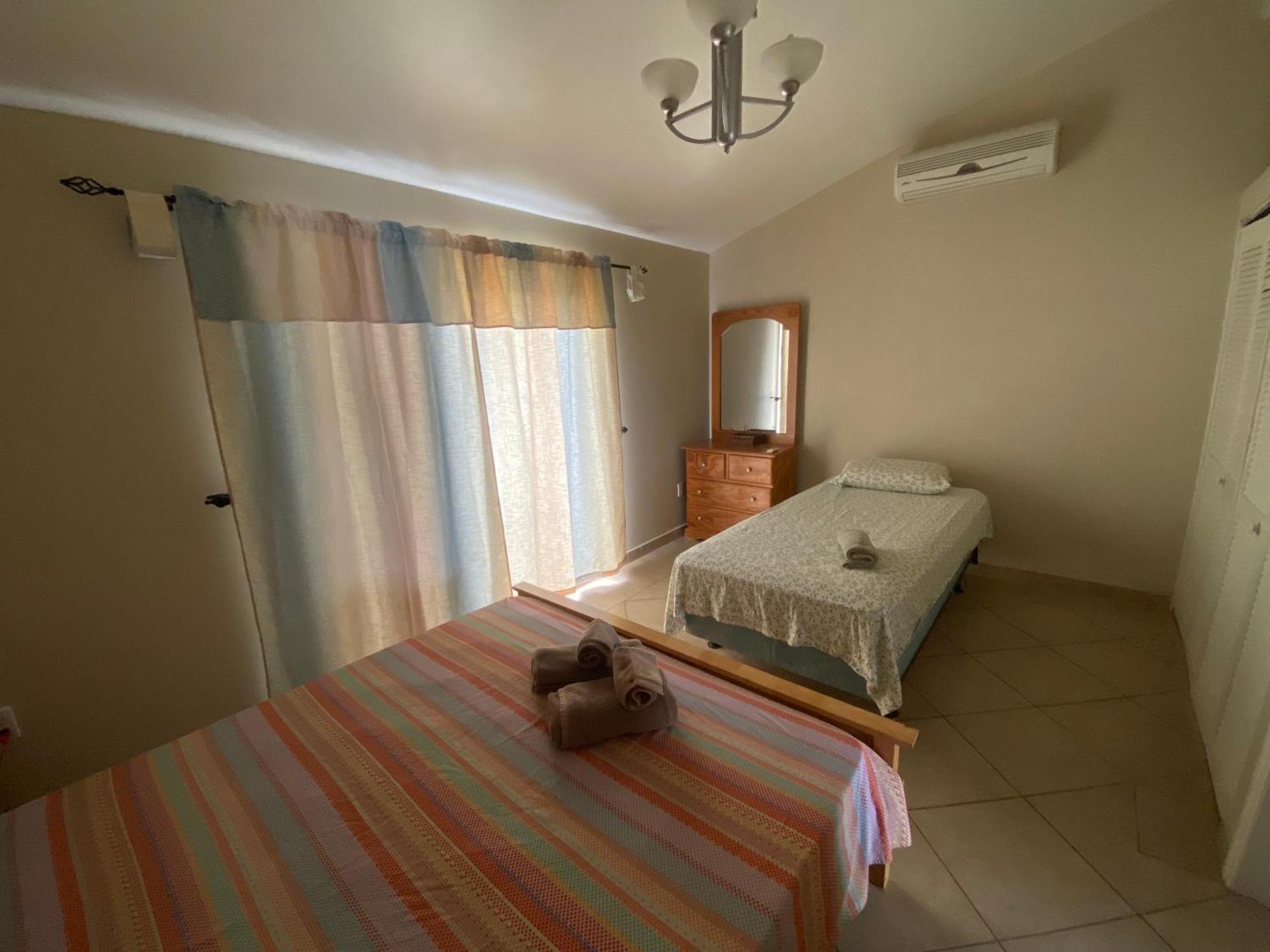 Antigua Chiama Italia Villas Jolly Harbour Exterior photo