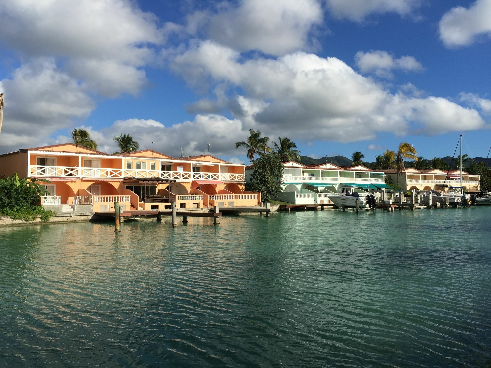 Antigua Chiama Italia Villas Jolly Harbour Exterior photo