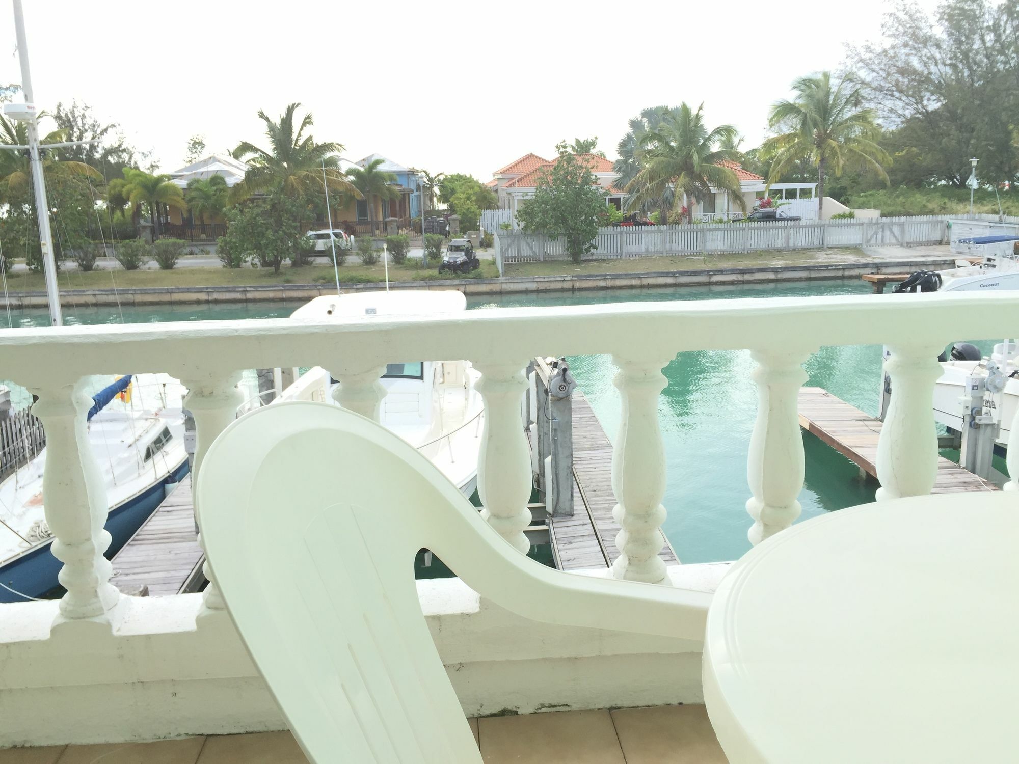 Antigua Chiama Italia Villas Jolly Harbour Exterior photo
